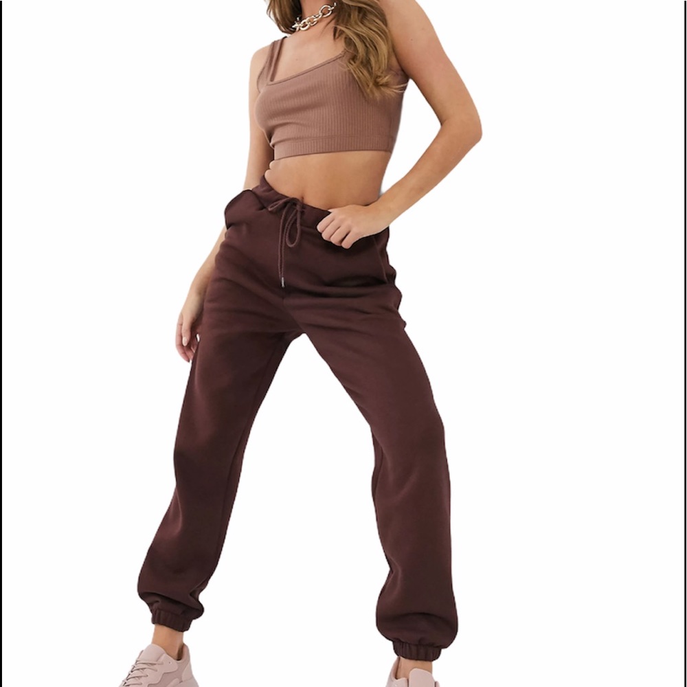 ASOS DESIGN oversized jogger in chocolate